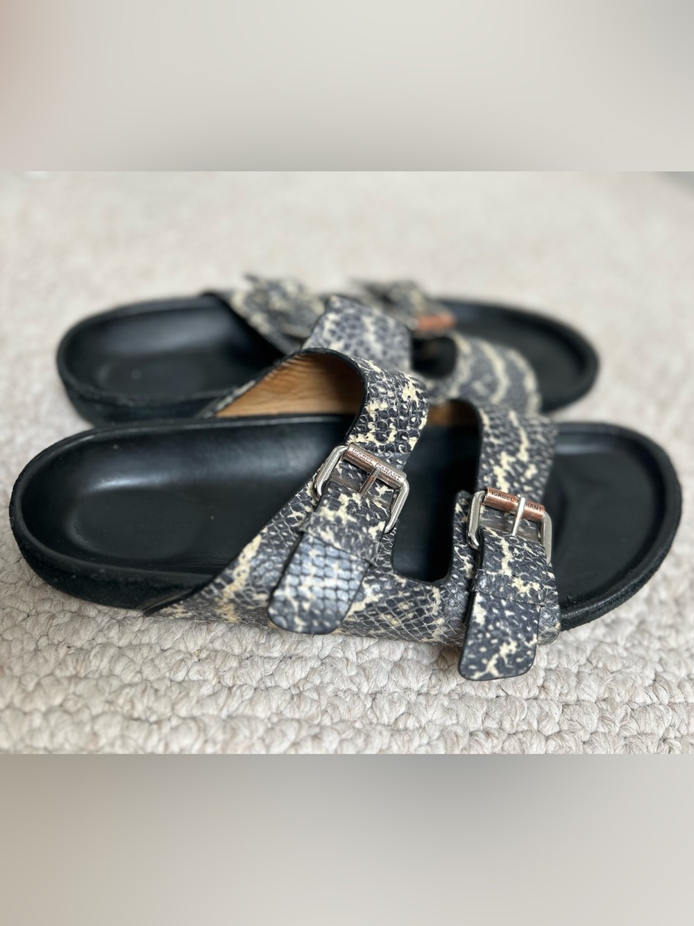 Isabel Marant Lennyo Slides in charcoal snakeskin - Picture 3 of 6